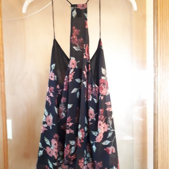 Streetwear Society Spaghetti Racerback V-Neck Floral Blouse - Medium - Black - Picture 4 of 6